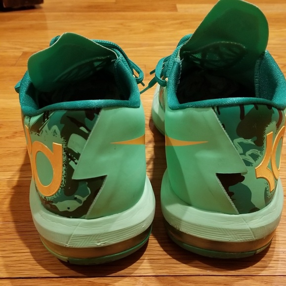 SOLD!!Retro NIKE KD6 "Easter" Sneakers - Picture 7 of 8